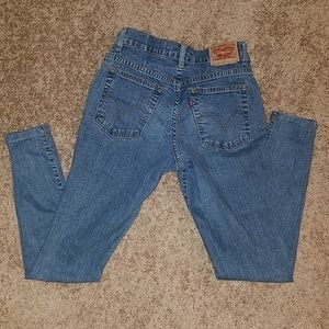 LEVIS mom jeans